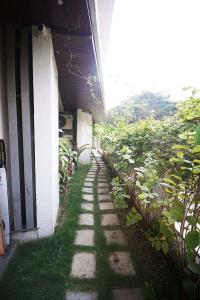 Balcony Image of 3000 Sq.ft 2 BHK Penthouse for sale in Kharadi Pune for Rs. 34000100