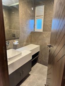 Bathroom Image of 1775 Sq.ft 3 BHK Apartment / Flat for sale in ACE Ace Starlit, Sector 152 Noida for Rs. 27200000