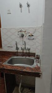 Kitchen Image of 900 Sq.ft 2 BHK Independent House for rent in Rabindra Palli Colony Lucknow for Rs. 14000