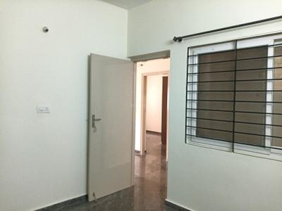 Bedroom Image of 850 Sq.ft 2 BHK Apartment / Flat for rent in Ramamurthy Nagar Bengaluru for Rs. 24000
