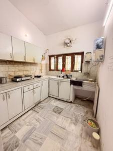 Kitchen Image of 2500 Sq.ft 2 BHK Builder Floor for rent in Mohit Nagar Dehradun for Rs. 28000