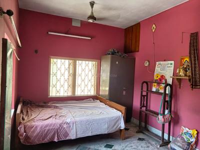 Bedroom Image of 650 Sq.ft 1 RK Builder Floor for rent in Airport Gate No 2 Kolkata for Rs. 8000