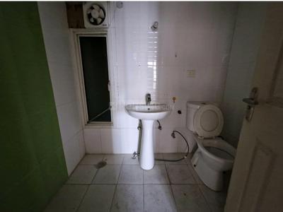 Bathroom Image of 1295 Sq.ft 3 BHK Apartment / Flat for rent in Supertech Cape Town, Sector 74 Noida for Rs. 29000