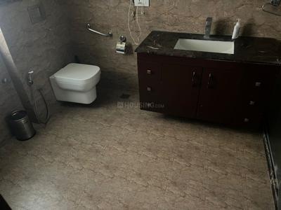 Bathroom Image of 1950 Sq.ft 2.5 BHK Builder Floor for rent in Sigma 1 Greater Noida for Rs. 20000