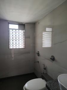 Common Bathroom Image of 1100 Sq.ft 2 BHK Apartment / Flat for sale in Sheth Vasant Lawns, Thane West Thane for Rs. 20000000