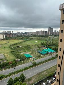 Balcony Image of 950 Sq.ft 2.5 BHK Apartment / Flat for sale in Amrapali Zodiac, Sector 120 Noida for Rs. 9200000