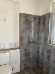 Bathroom Image of 1726 Sq.ft 3 BHK Apartment / Flat for sale in Umang Monsoon Breeze Phase 1 ABLM Tower, Sector 78 Gurgaon for Rs. 17500000