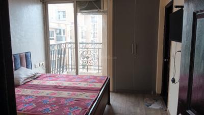 Bedroom Image of 766 Sq.ft 2 BHK Apartment / Flat for rent in Prateek Grand Carnesia, Siddharth Vihar Ghaziabad for Rs. 33000