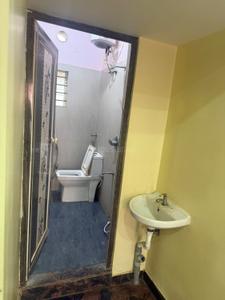 Bathroom Image of 600 Sq.ft 1 BHK Independent House for rent in Electronic City Phase 2 Bengaluru for Rs. 15000