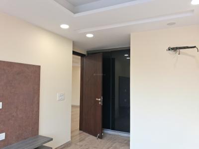 Bedroom Image of 1800 Sq.ft 3 BHK Builder Floor for sale in Paschim Vihar New Delhi for Rs. 35500000