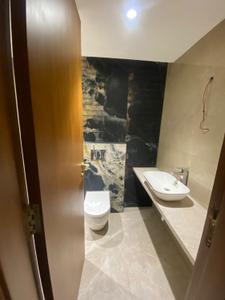 Image of 859 Sq.ft 2 BHK Apartment / Flat for sale in Santacruz West, Mumbai for Rs. 46500000