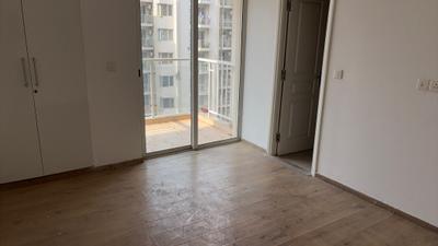 Bedroom Image of 2002 Sq.ft 3 BHK Apartment / Flat for sale in Experion The Heartsong, Sector 108 Gurgaon for Rs. 19900000