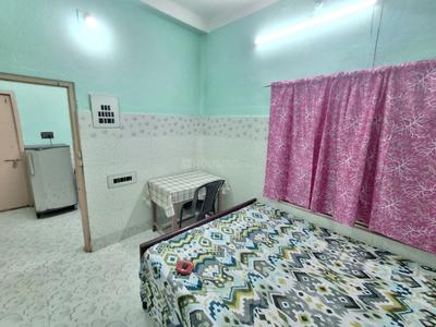 Bedroom Image of 450 Sq.ft 1 BHK Independent House for rent in Keshtopur Kolkata for Rs. 9000