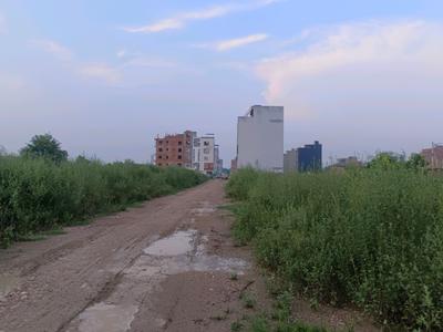 Image of 120 Sq.ft Residential Plot / Land for sale in Rohini Sector 28, New Delhi for Rs. 35000000