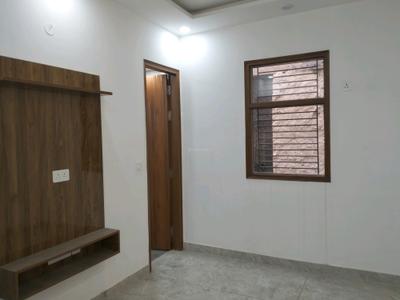 Bedroom Image of 720 Sq.ft 2 BHK Builder Floor for sale in Mukherjee Nagar New Delhi for Rs. 8500000