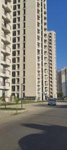 Image of 1640 Sq.ft 3 BHK Apartment / Flat for sale in Jaypee Kensington Park Apartments, Sector 133, Noida for Rs. 13900000