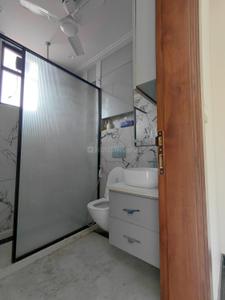 Bathroom Image of 2500 Sq.ft 3 BHK Builder Floor for rent in Sector 99 Noida for Rs. 65000