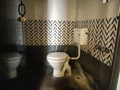 Bathroom Image of 550 Sq.ft 1 BHK Builder Floor for rent in Kodathi Bengaluru for Rs. 13000