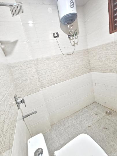 Bathroom Image of Sahil PG in Sector 69, Gurgaon