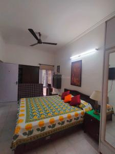 Bedroom Image of 400 Sq.ft 1 RK Builder Floor for rent in Defence Colony New Delhi for Rs. 35000