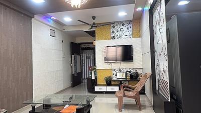 Living Room Image of 1270 Sq.ft 2 BHK Apartment / Flat for rent in JT JT Stuti Highland, Mughal Sarai Surat for Rs. 25000