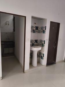 Bathroom Image of 1100 Sq.ft 3 BHK Builder Floor for rent in Hajiwala Jaipur for Rs. 12000