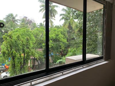 Balcony Image of 800 Sq.ft 1 BHK Apartment / Flat for rent in Sweet Home, Bandra West Mumbai for Rs. 75000