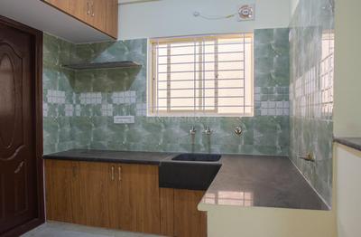 Kitchen Image of 1100 Sq.ft 2 BHK Apartment / Flat for rent in Hosakerehalli Bengaluru for Rs. 25000
