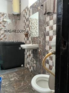 Bathroom Image of 650 Sq.ft 2 BHK Apartment / Flat for sale in Govindpura Bhopal for Rs. 4000000