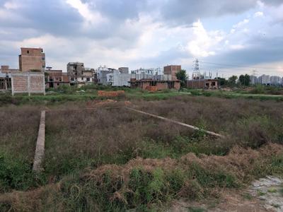Image of 900 Sq.ft Residential Plot / Land for sale in Knowledge Park 3, Greater Noida for Rs. 3800000