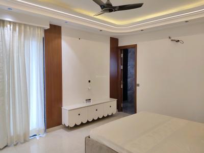 Bedroom Image of 2500 Sq.ft 4 BHK Builder Floor for sale in Ansal Versalia, Sector 67 Gurgaon for Rs. 26500000
