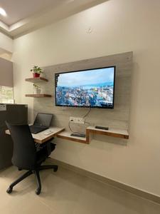1 RK Independent Builder Floor