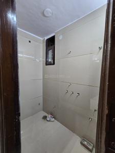 Image of 920 Sq.ft 3 BHK Builder Floor for sale in Laxmi Nagar, New Delhi for Rs. 7500000