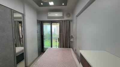 Bedroom Image of 979 Sq.ft 2 BHK Apartment / Flat for sale in Haware Estate, Kasarvadavali Thane for Rs. 9500000