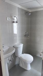 Bathroom Image of 1200 Sq.ft 3 BHK Apartment / Flat for sale in Amrapali Heartbeat City IV, Sector 107 Noida for Rs. 15000000