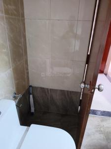 Bathroom Image of 1600 Sq.ft 3 BHK Apartment / Flat for rent in ETA The Gardens, Binnipete Bengaluru for Rs. 56000