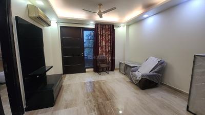 Bedroom Image of 5500 Sq.ft 6 BHK Duplex for sale in Punjabi Bagh New Delhi for Rs. 98000000