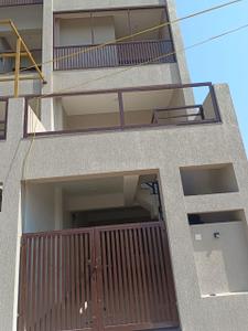 Image of 2250 Sq.ft 4 BHK Duplex for rent in Chandra Park, Rajkot for Rs. 20000