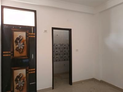 Bedroom Image of 750 Sq.ft 2 BHK Builder Floor for sale in DLF Ankur Vihar Ghaziabad for Rs. 2365566