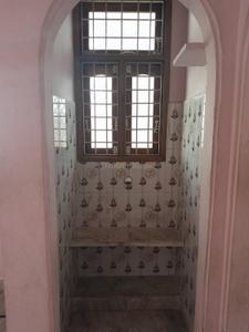 Bathroom Image of 1200 Sq.ft 2 BHK Independent House for rent in Gokulnagar Warangal for Rs. 8000
