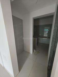 Kitchen Image of 750 Sq.ft 2 BHK Apartment / Flat for rent in Piramal Aranya, Byculla Mumbai for Rs. 125000