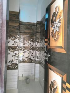 Common Bathroom Image of 750 Sq.ft 2 BHK Builder Floor for sale in DLF Ankur Vihar Ghaziabad for Rs. 2355998