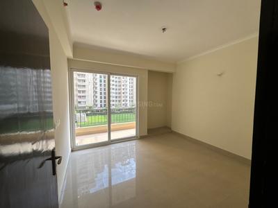 Bedroom Image of 2140 Sq.ft 4 BHK Apartment / Flat for sale in Amrapali Crystal Homes Phase 1, Sector 76 Noida for Rs. 28800000
