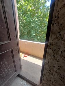 Balcony Image of 300 Sq.ft 1 BHK Builder Floor for rent in Sant Nirankari Colony RWA, Mukherjee Nagar New Delhi for Rs. 11000