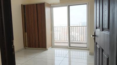 Bedroom Image of 3299 Sq.ft 4 BHK Apartment / Flat for rent in Dasnac Burj, Sector 75 Noida for Rs. 100000