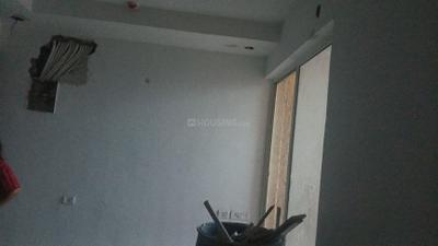 Living Room Image of 910 Sq.ft 2.5 BHK Apartment / Flat for sale in Prateek Grand City, Siddharth Vihar Ghaziabad for Rs. 10500000
