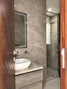 Common Bathroom Image of 4900 Sq.ft 5 BHK Builder Floor for sale in Vipul World, Sector 48 Gurgaon for Rs. 55500000
