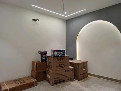 Bedroom Image of 2500 Sq.ft 4 BHK Builder Floor for sale in Ansal Versalia, Sector 67 Gurgaon for Rs. 25000000