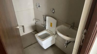 Image of 1730 Sq.ft 3 BHK Apartment / Flat for rent in Vishwanath Maher Select, Shela, Ahmedabad for Rs. 28000