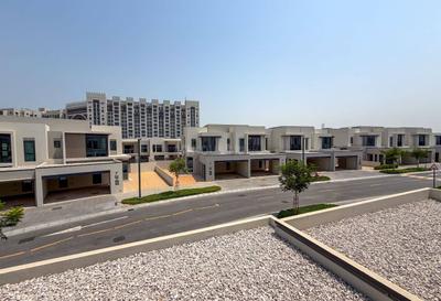 Image of 3385 Sq.ft 4 BHK Villa for rent in Jebel Ali Village, Dubai for Rs. 606667
